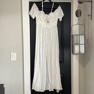 Forever 21 off the shoulder sheer maxi dress
